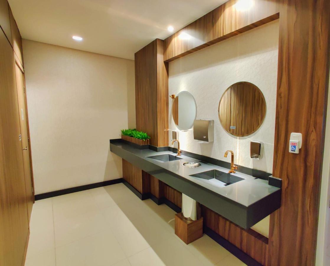Mogano Express Hotel- Eletroposto Chapecó エクステリア 写真